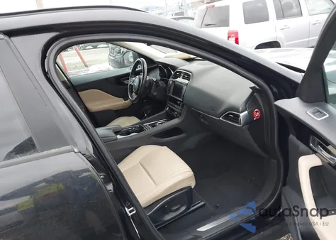 2017 Jaguar F-Pace 35T Premium z USA, uszkodzony, nr VIN SADCJ2BV7HA084584